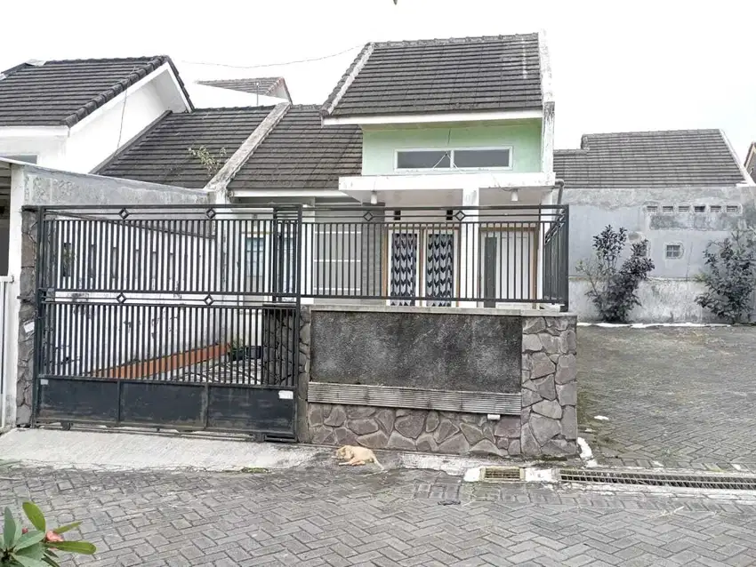 Rumah metro pusat kota wisata batu