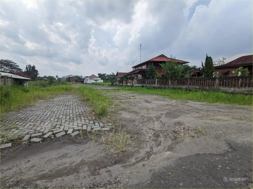 Depan KUA Ngaglik Area Jl. Kaliurang Km 8 Tanah Apik Jogja Siap Bangun