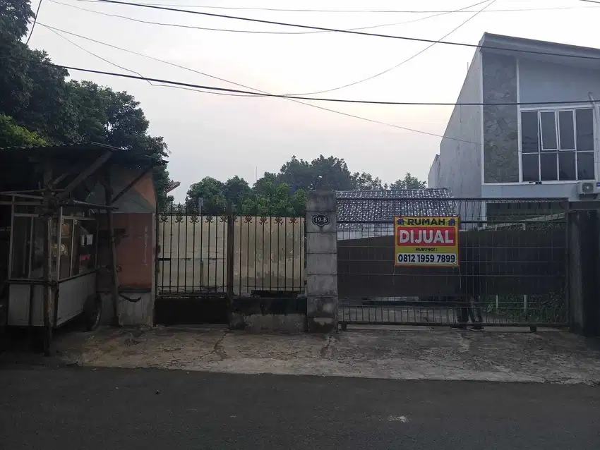 Rumah Fungsional Lahannya Luas, dekat Universitas Terbuka-Pondok Cabe