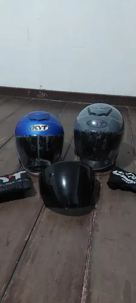 KYT Kyoto (Free KYTA keychain)