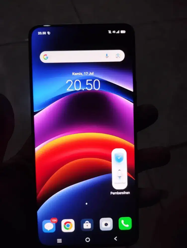 Hp IQOO Z10 8/256 GB (PUTIH)