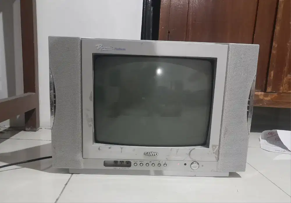 TV SANYO 14 inch