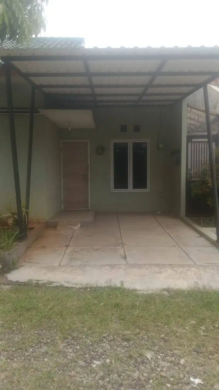 Dikontrakan rumah lokasi dekat St. Citayam, khusus muslim/muslimah