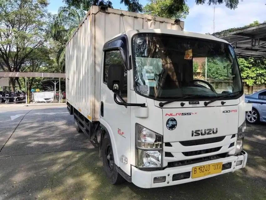 Isuzu NLR 55 LONG BOX BESI MT 2020