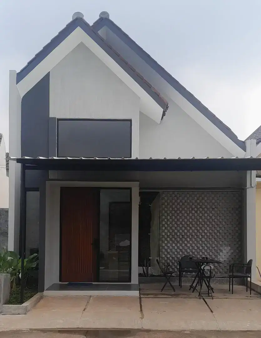 Rumah baru di Golden palm Premier free biaya KPR dll hanya dengan 2 jt