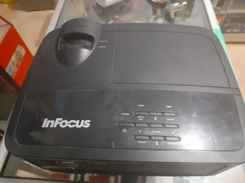 Proyektor infocus In112a
