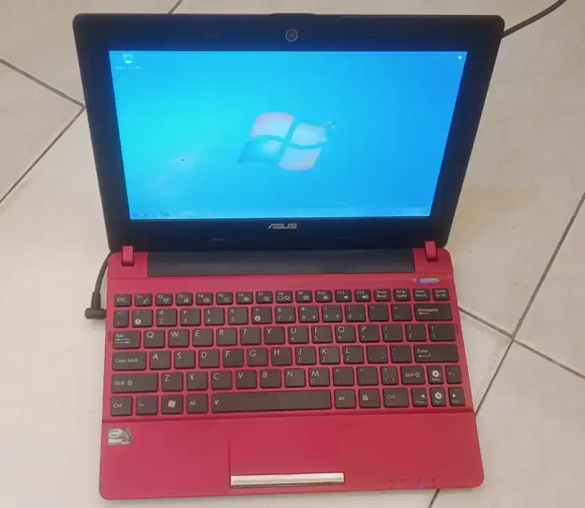 Note book ASUS.10inc