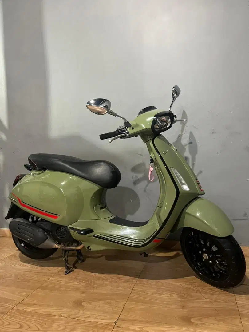 JUAL CEPAT , VESPA SPRINT S150 IGET ABS TH 2023