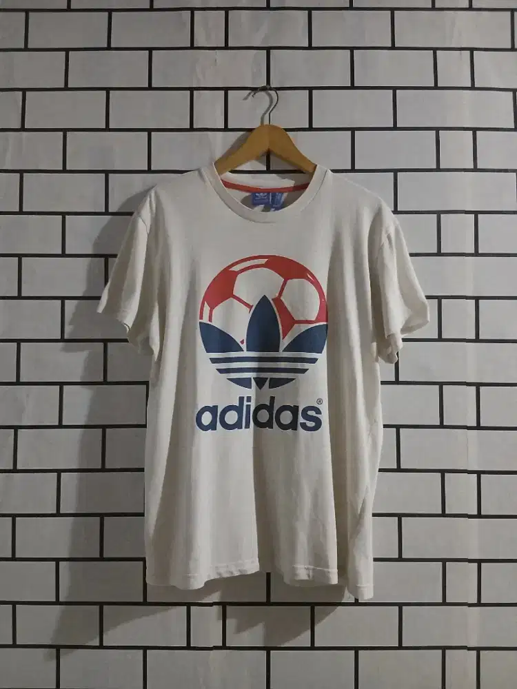 Tshirt adidas biglogo