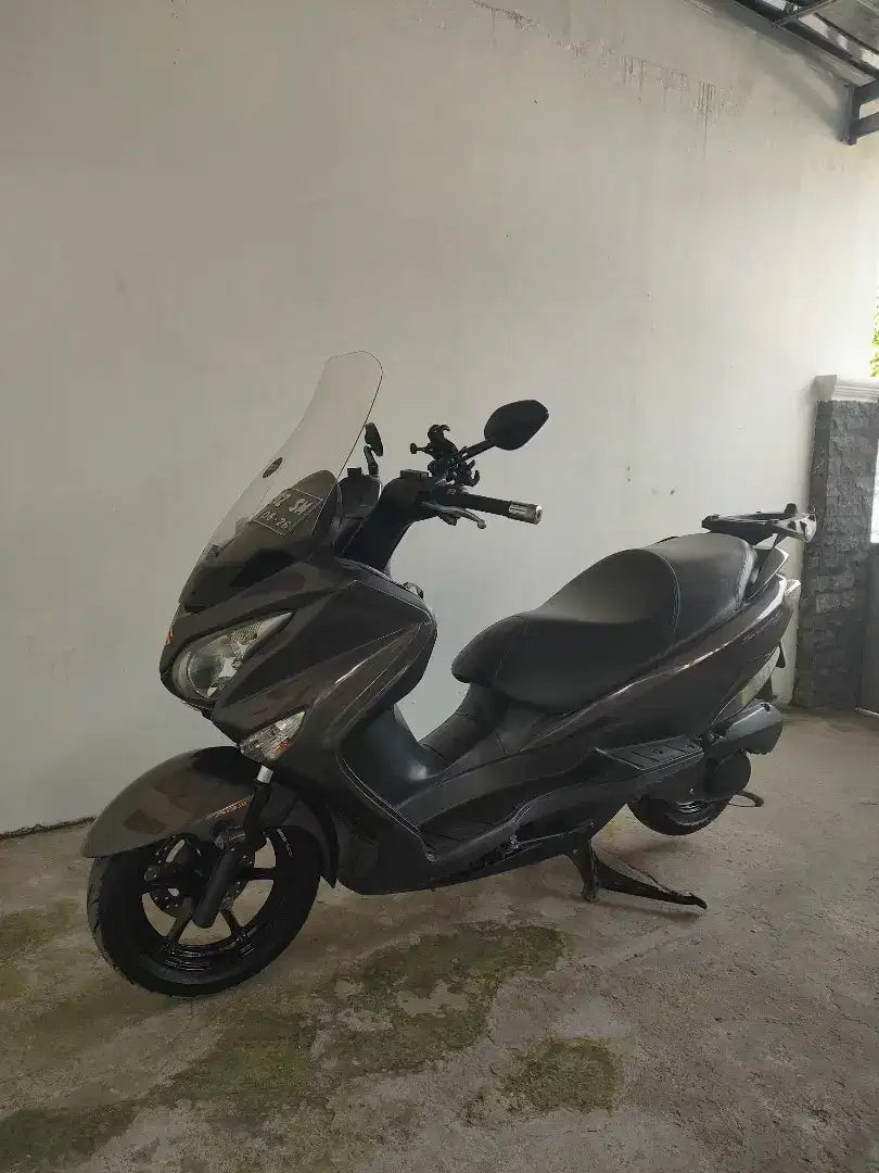 Maxy scooter Suzuki Burgman 200 ABS