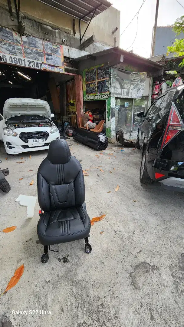 Tukang  bekled jok mobil surabaya