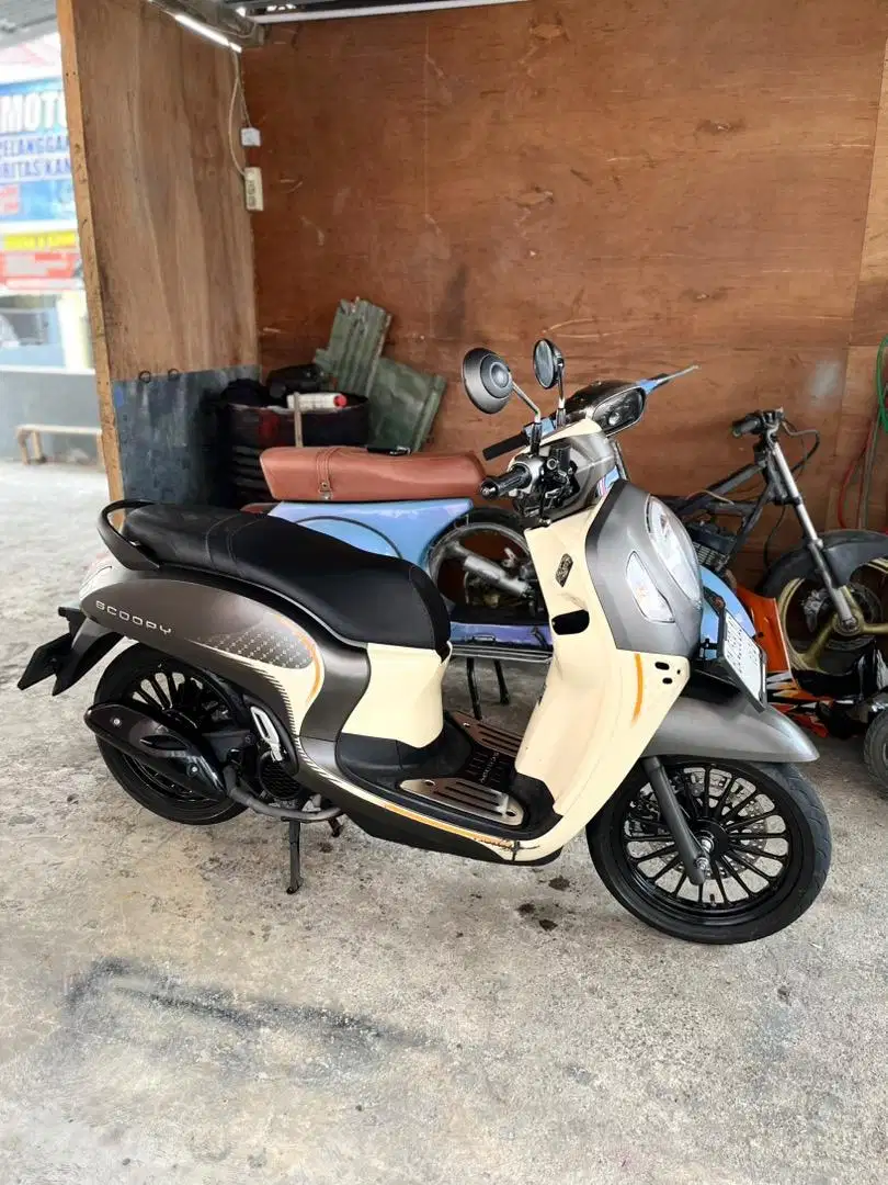 Scoopy sporty 2024