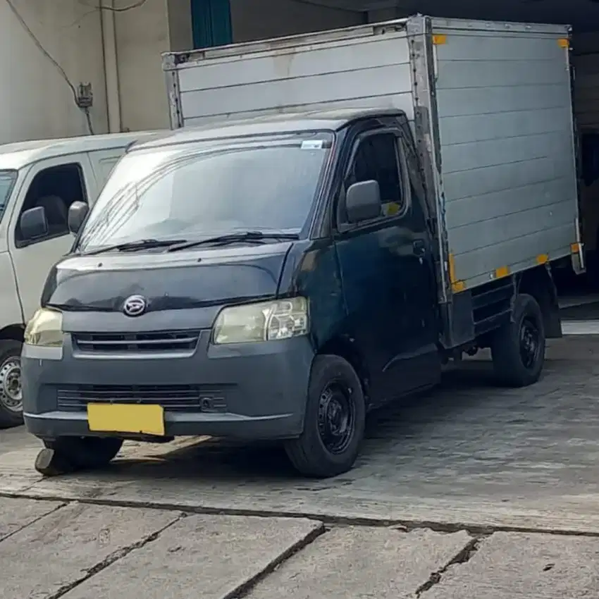 Dijual Daihatsu Granmax Box 1500 cc Tahun 2015