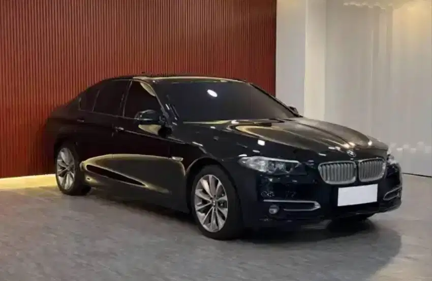 BMW 520i Modern 2.0 AT Tahun 2014