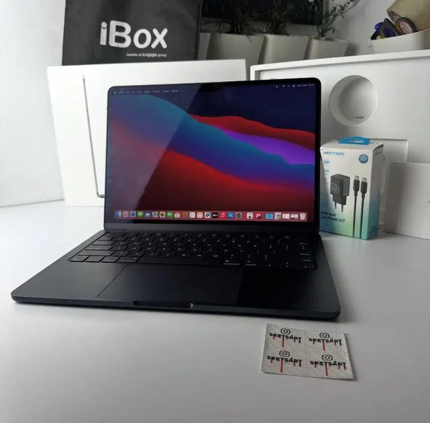MacBook Air M2 iBox 13 inch 8gb 256gb Battery Health 100%