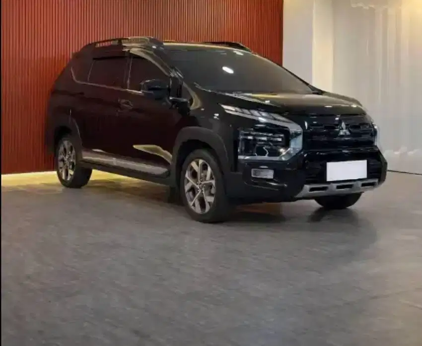 Mitsubishi Xpander Cross Premium 1.5 AT Tahun 2023