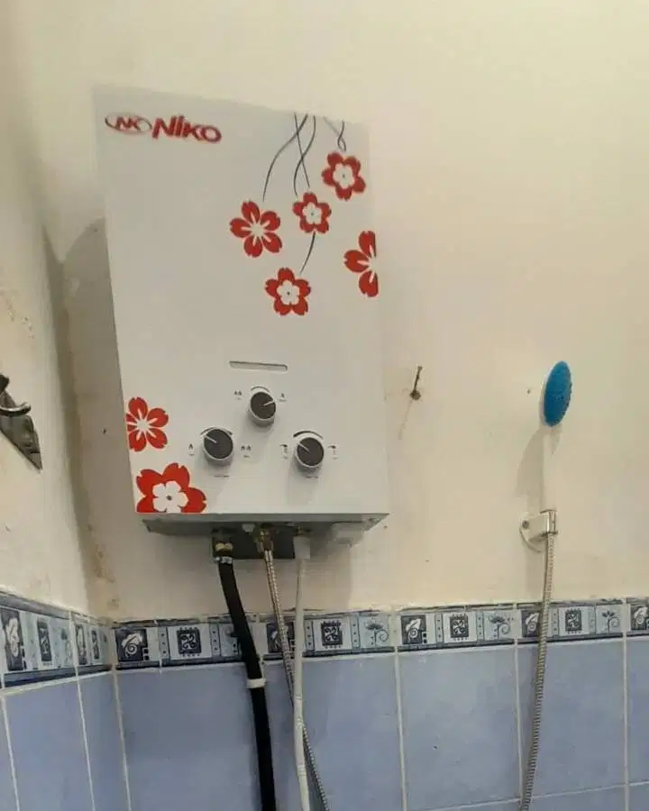 Pemanas Air Kamar Mandi x Niko