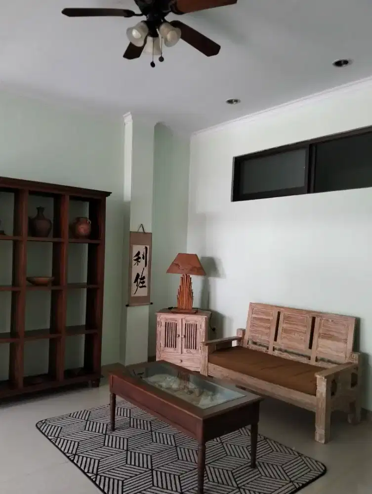 Di Sewa kan rumah full furnished