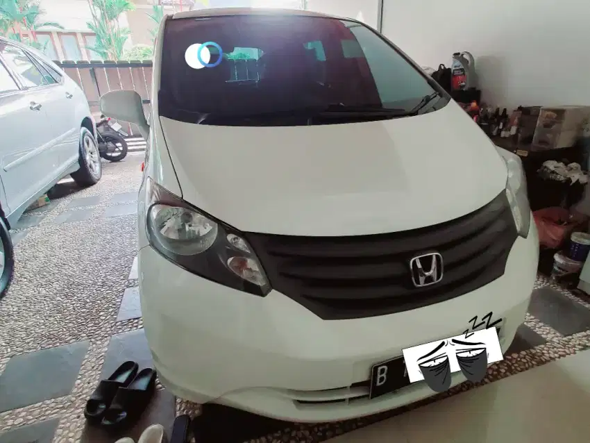 Honda Freed S 2011