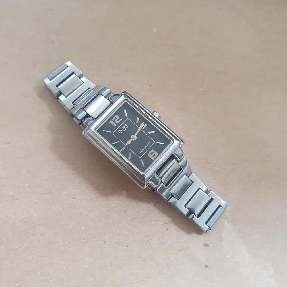 Jam Casio Cewek