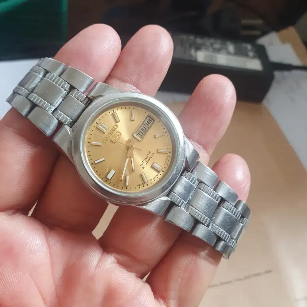 Jam seiko 5 automatic