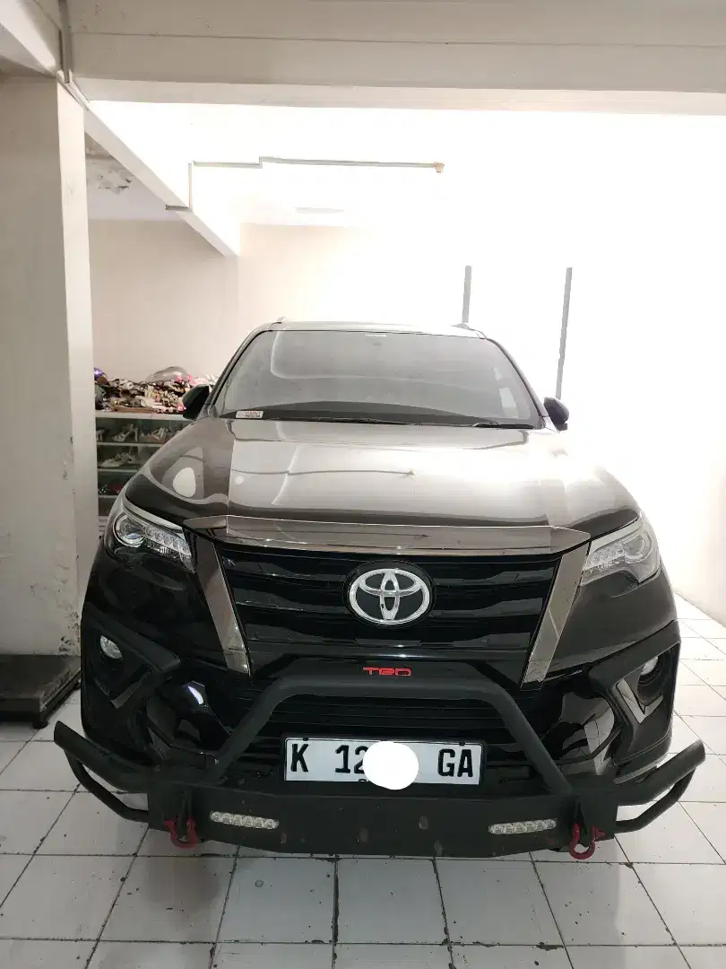 JUAL FORTUNER 2.4 VRZ TRD 2019 METIK DIESEL