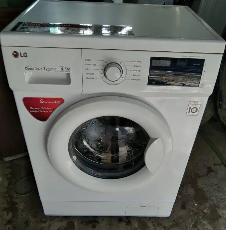 Mesin Cuci LG Smart Inverter 7Kg Front Loading Otomatis Touchscreen
