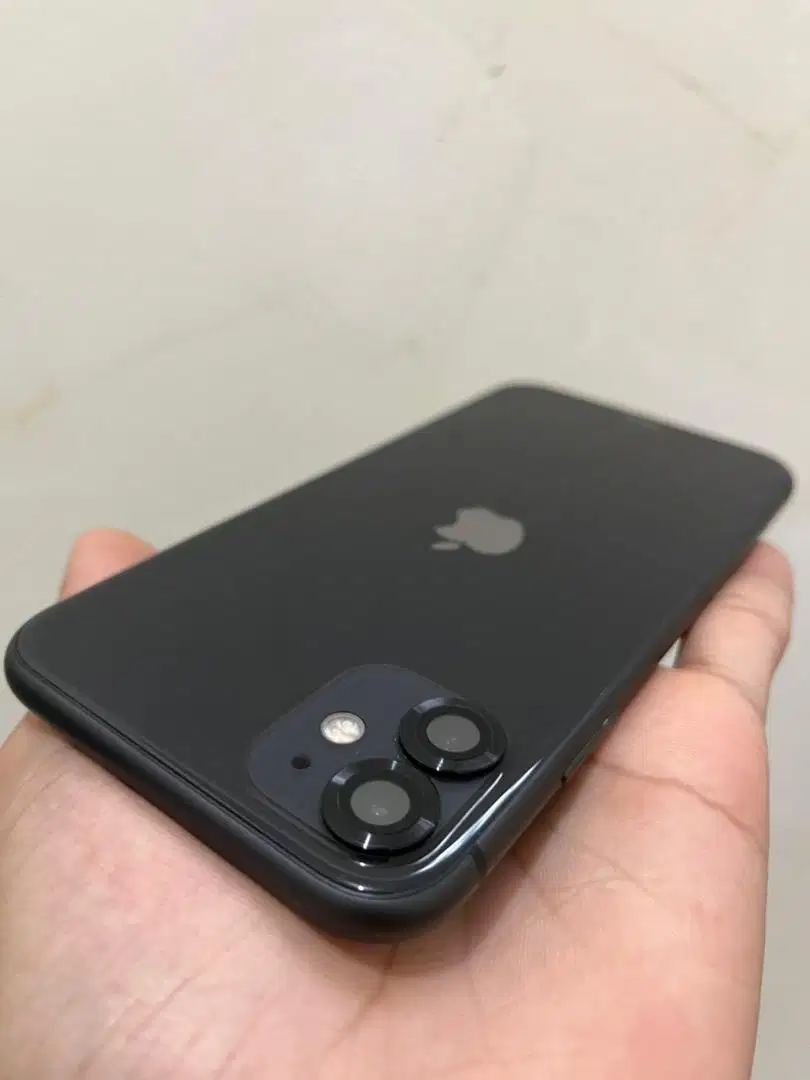 iPhone 11 128Gb iBox