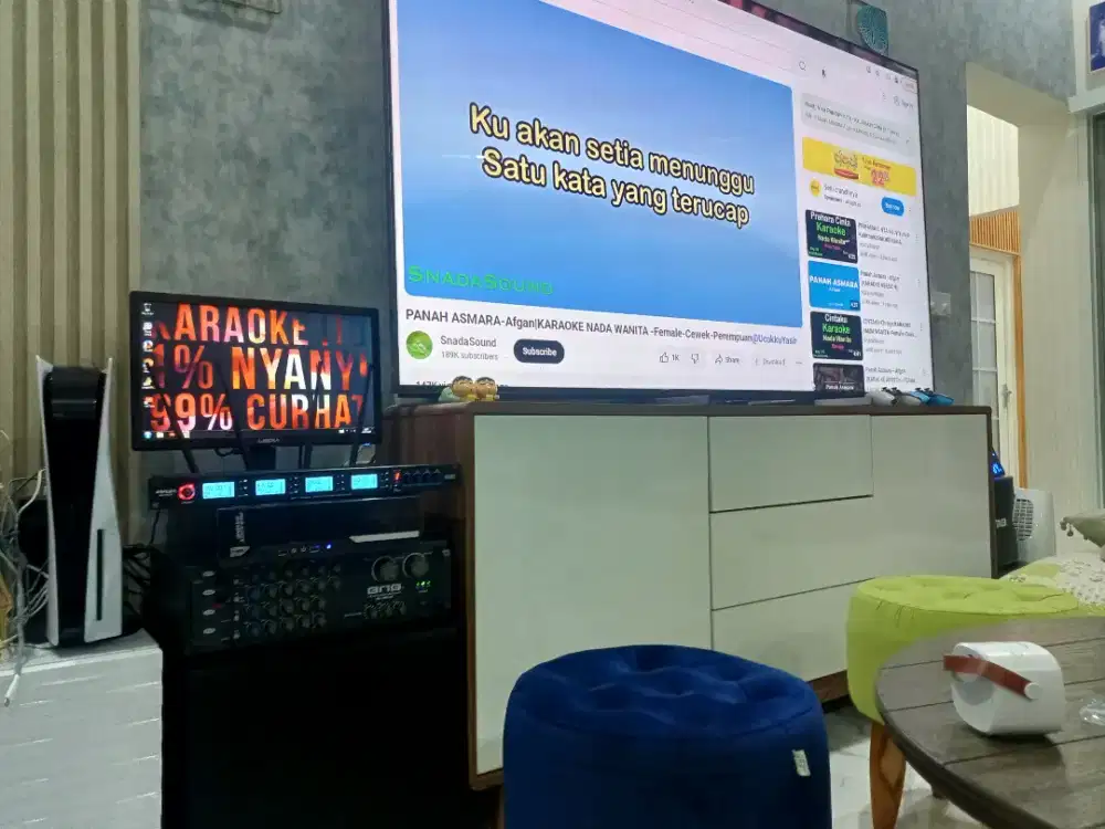 Karaoke player pull service