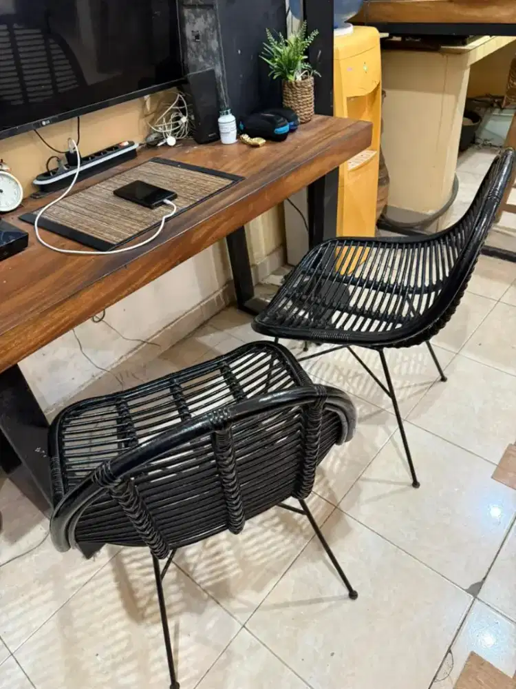 KURSI ROTAN DACEY BLACK