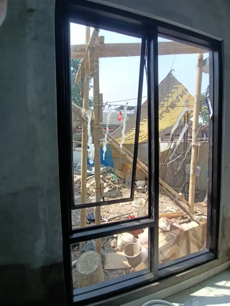 Menerima pesanan dan pemasangan kusen pintu jendela aluminium