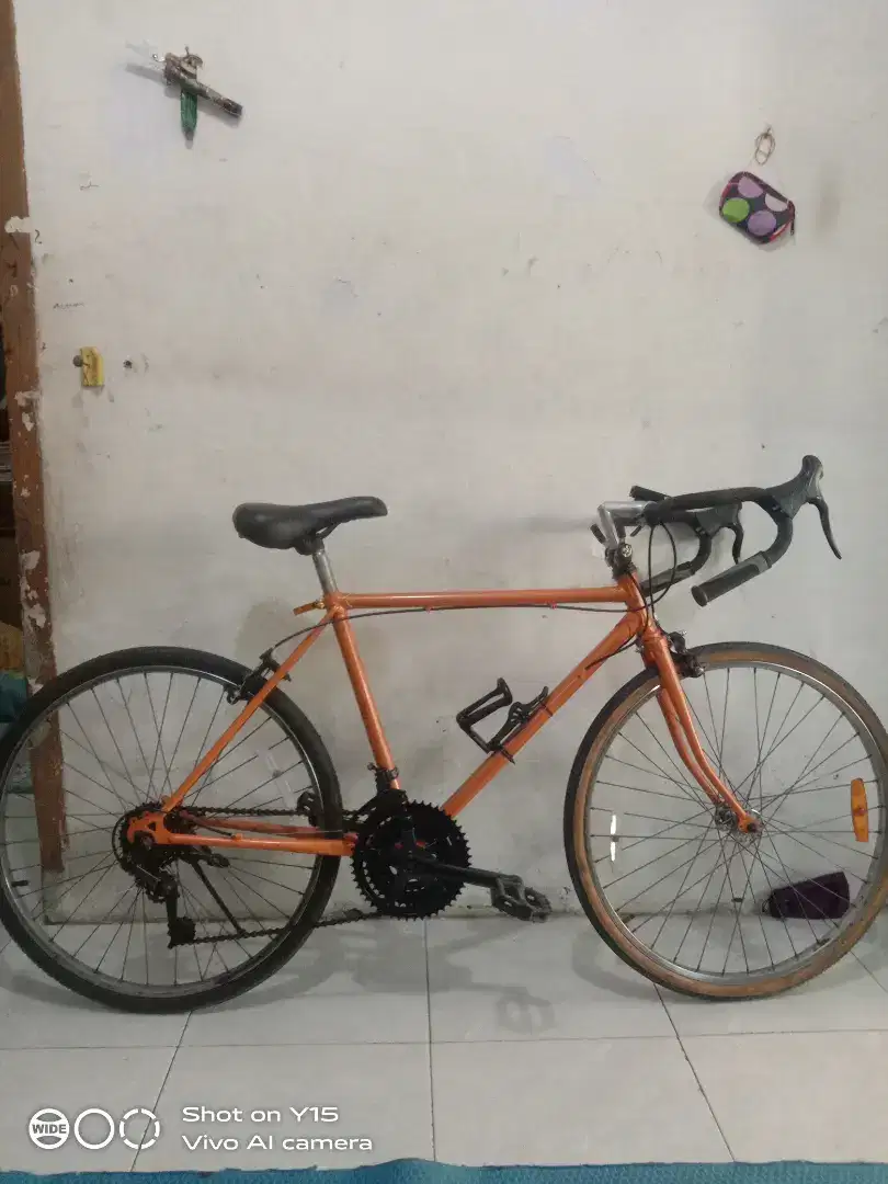 Dijual sepeda balap jadul merek Olimpic ukuran 24,1/4 sepeda masih ok
