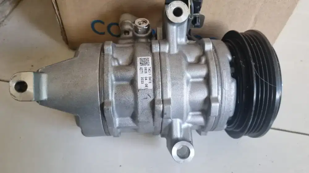 Compresor AC mobil new ertiga original denso w/clutch