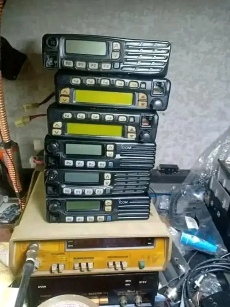 RADIO RIG HT SSB SWR DIBELI CARI