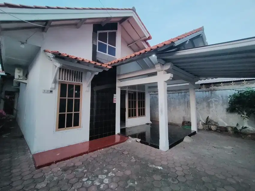 Rumah Dekat Kampus Dijual di Karyamulya Kesambi Kota Cirebon