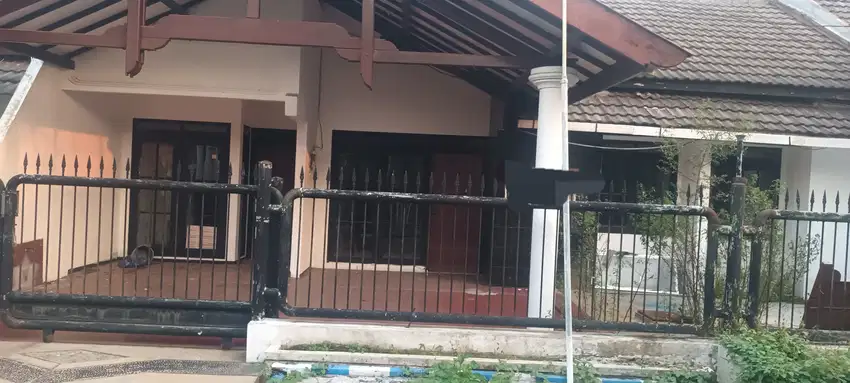 DIJUAL RUMAH PONDOK TJANDRA CLUSTER RAMBUTAN DEKAT TOL
