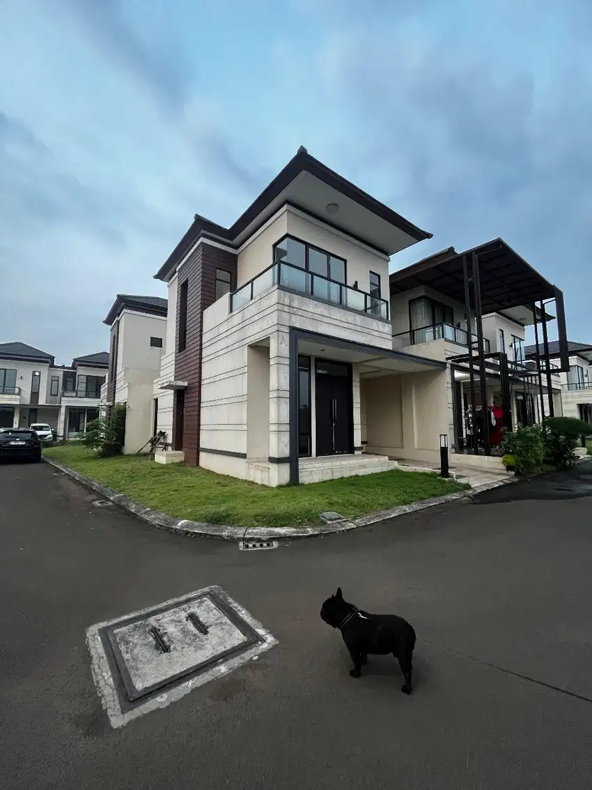 Dijual Rumah 2 Lantai di Lavon Cluster Regalia