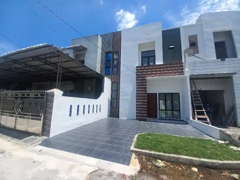 Rumah Dijual Lahan 7x20, Sisa Tanah Belakang 7 Meter