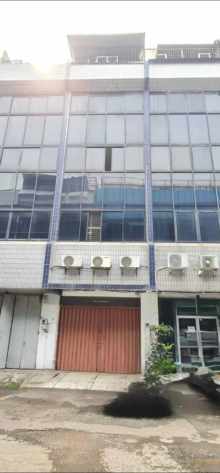 Ruko Karang Anyar Permai 55  Area - Sparepart
