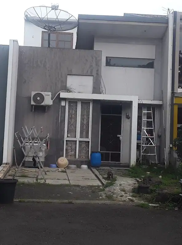 Rumah 1-1/2 lantai  The Icon BSD (AT)