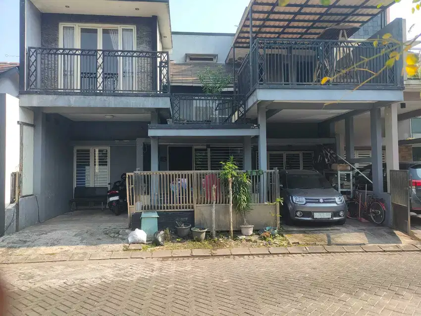 Rumah 2 Lantai Siap Huni dijual Lokasi Perum Citra Garden Sidoarjo