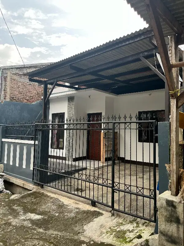 Dijual rumah lokasi strategis sayap sangkuriang 499 jt nego