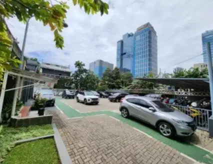 Dijual Gedung Kantor Siap Pakai di Kebun Sirih lokasi Strategis