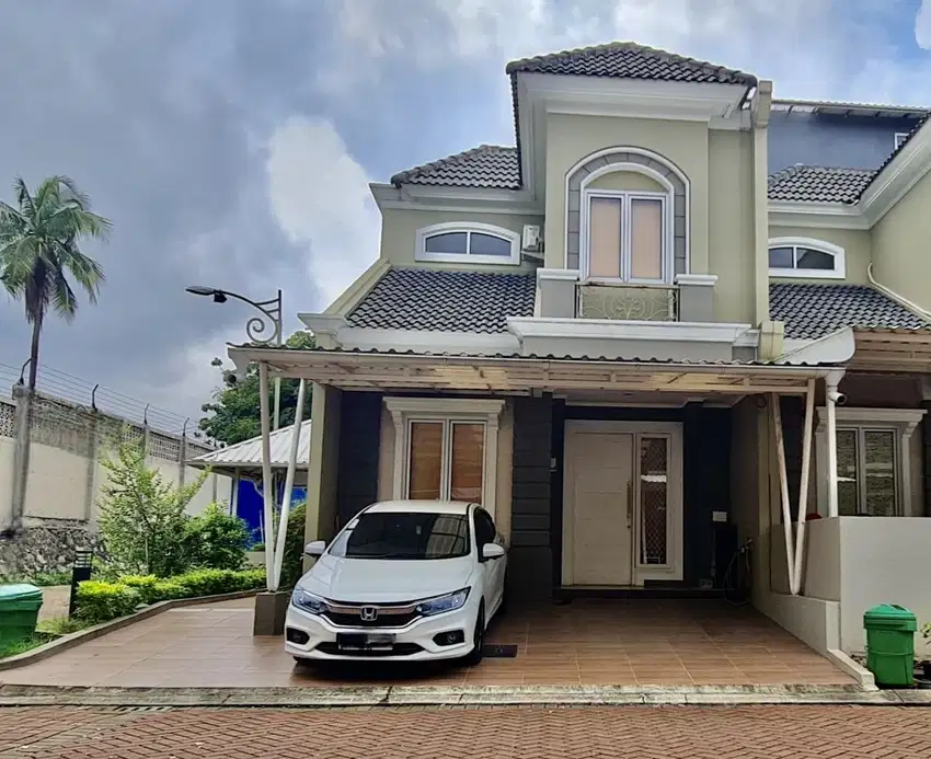 Rumah Hoek 2 Lantai Semi Furnished Samara Village, Gading Serpong