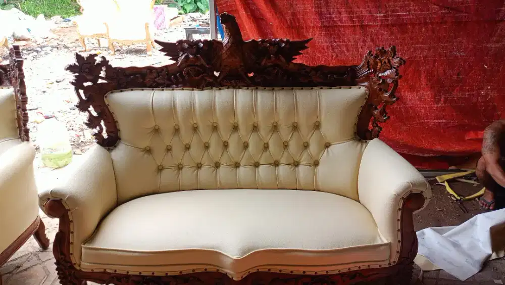 Service sofa kursi kayu jati model garuda