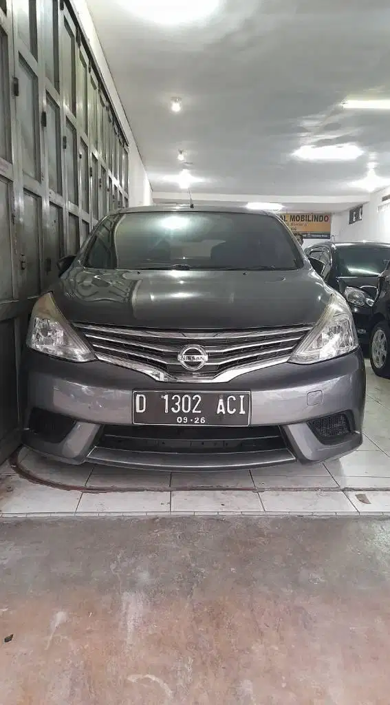 Grand livina Sv non xv At 2014 km.low istimewa (cash kredit TT)