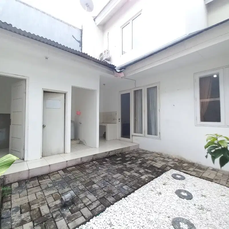 Rumah semifurnis udah renov di Delatinos harga 2M'an siap huni