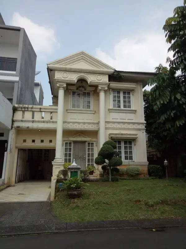 Rumah Taman Giri loka dgn row jalan lebar, lingkungan aman nyaman i