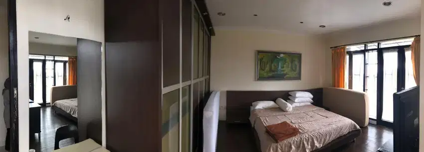 Rumah Murah 3 Lantai di Dago Resort Dekat Cigadung Bandung
