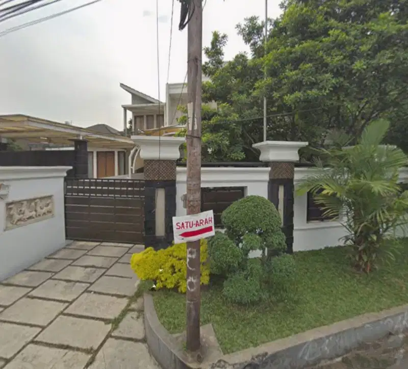 Dijual Cepat Rumah Bagus di Cilandak Jakarta Selatan